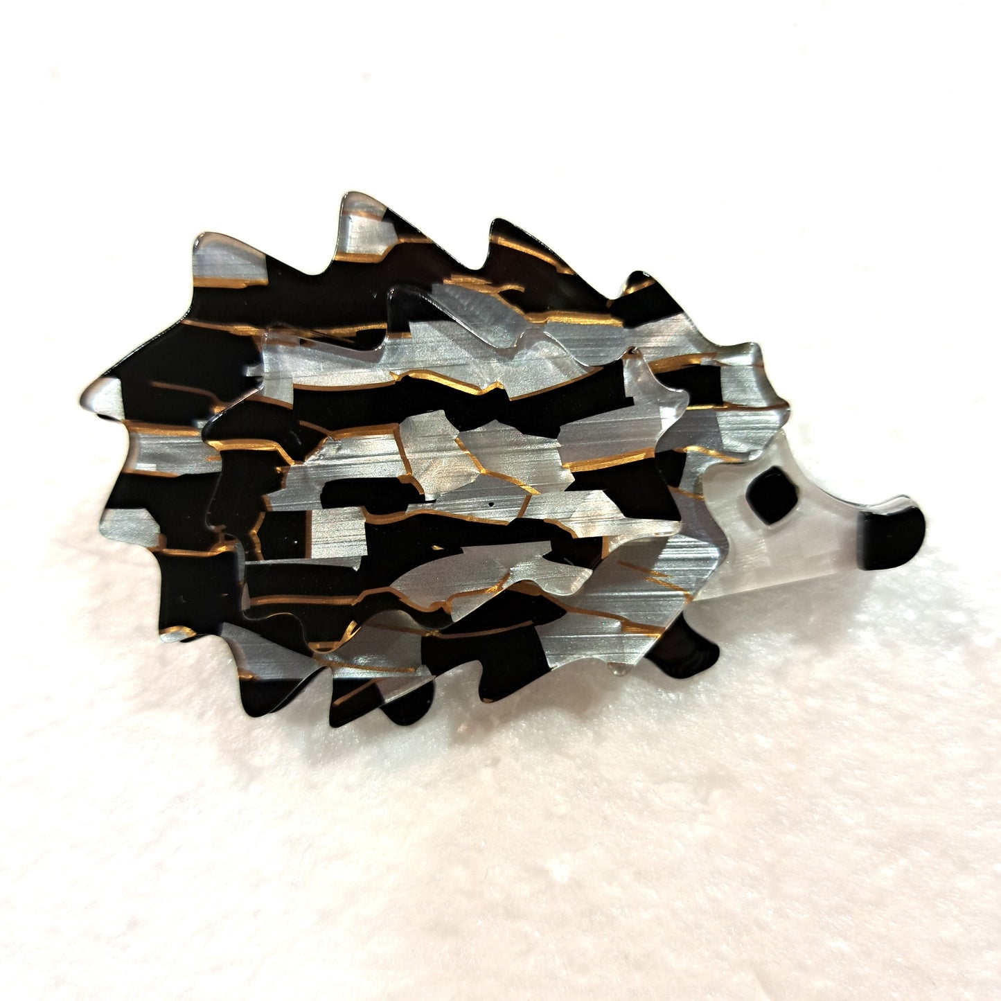 Broche Hérisson blanc et noir Fancy F