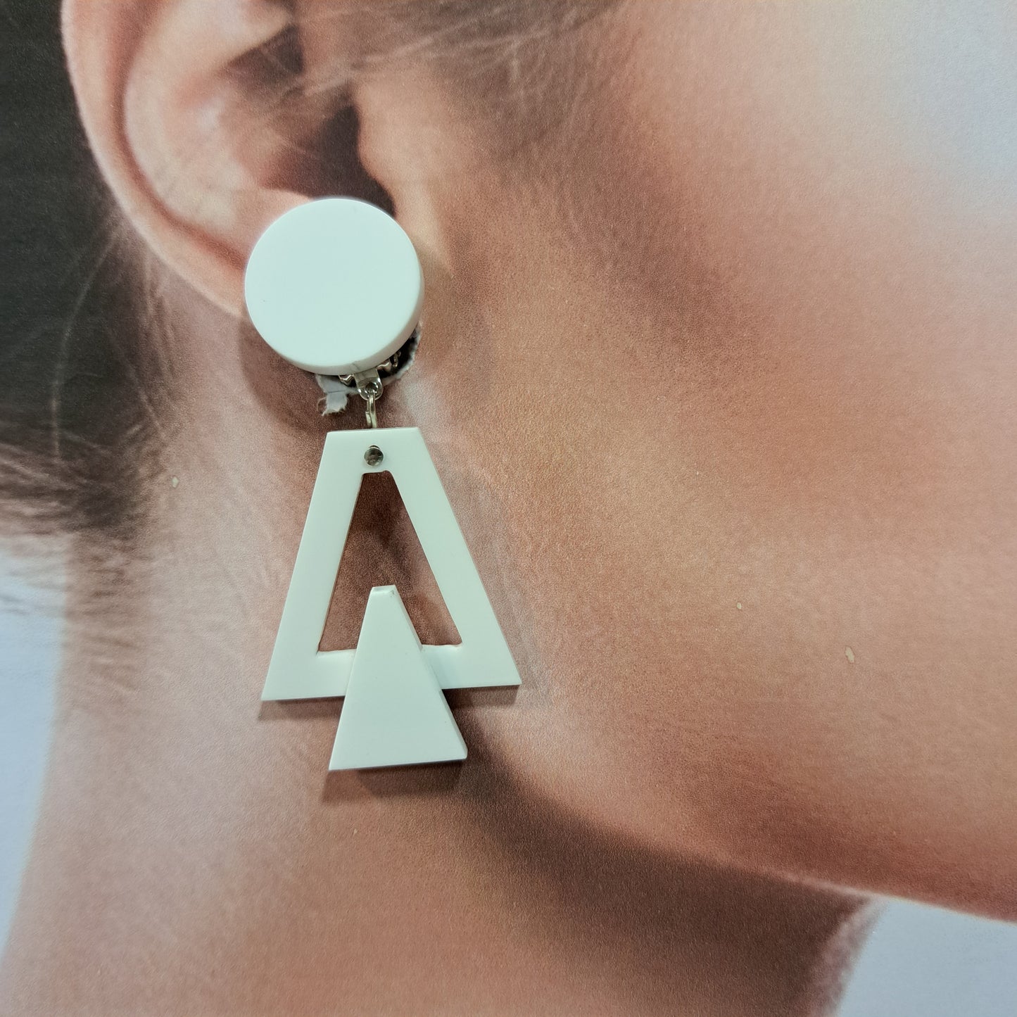 Boucles clips Triangle blanc FORMESPAZIO