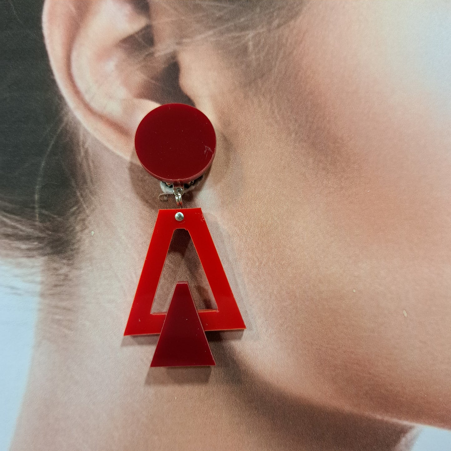 Boucles clips Triangle rouge clair et foncé FORMESPAZIO