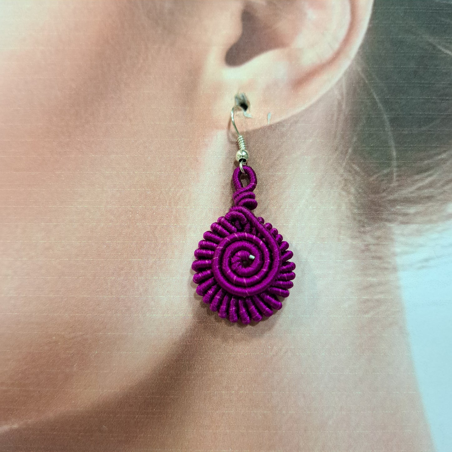 Boucles percées Médaillon PM violine NAF BIJOUX
