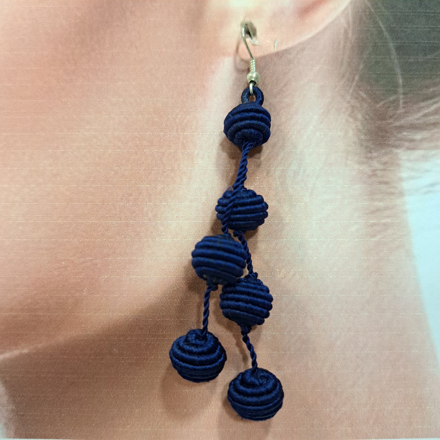 Boucles percées Gota bleu marine NAF BIJOUX
