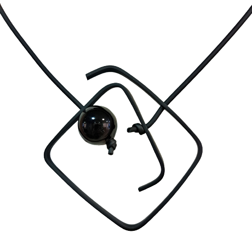 Collier Labyrinthe noir SAMUEL CORAUX