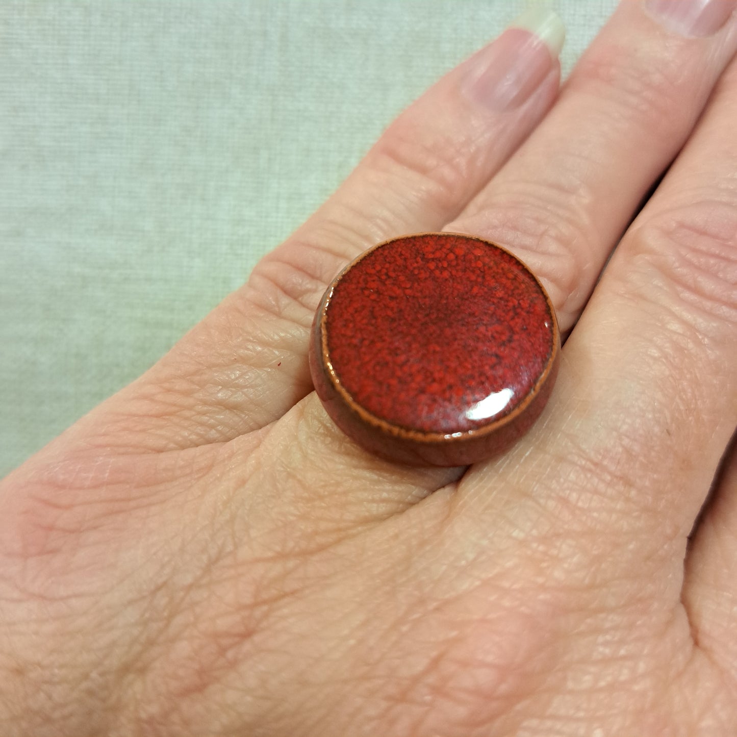 Bague Cubik ronde rouge CHRISTINE ALLOING