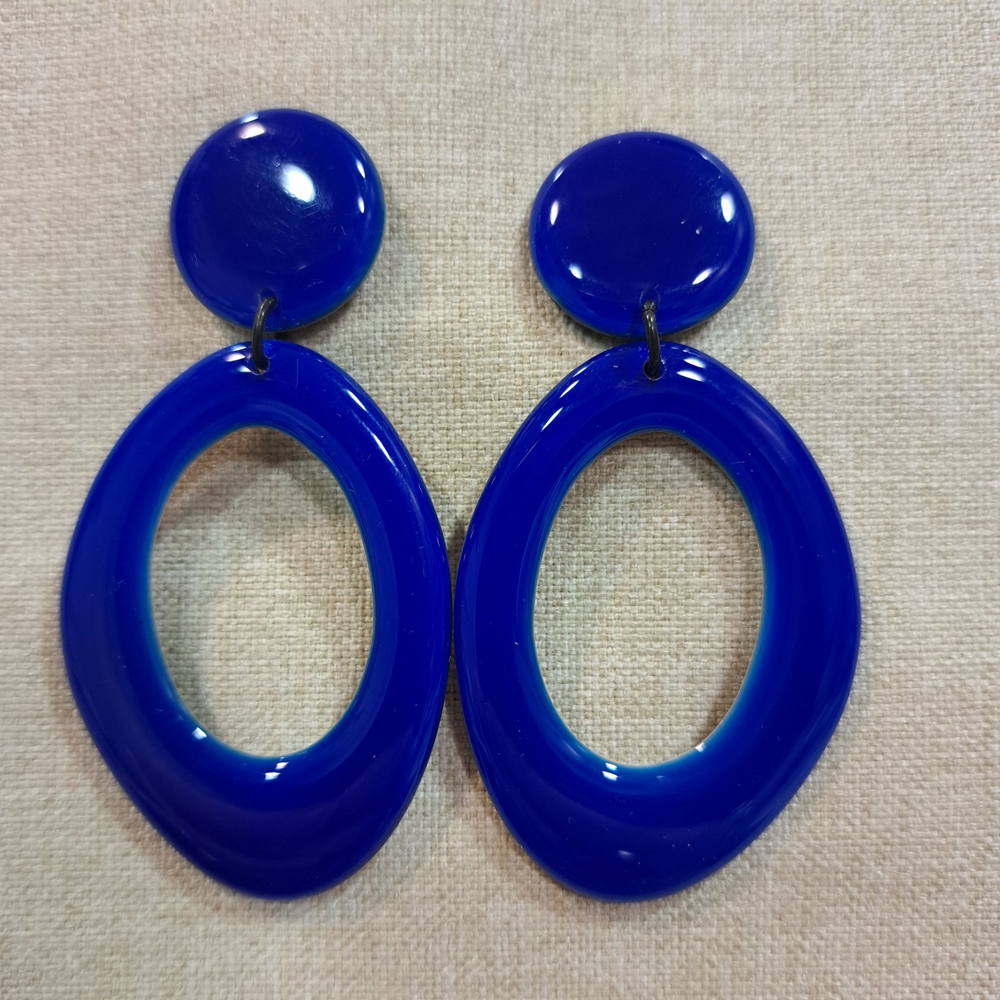 Boucles clips Ovale bleu outremer THIERRY JOO