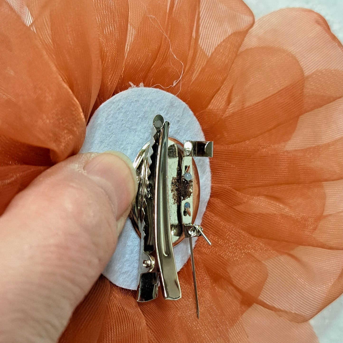 Broche Fleur velours bleu Fancy F