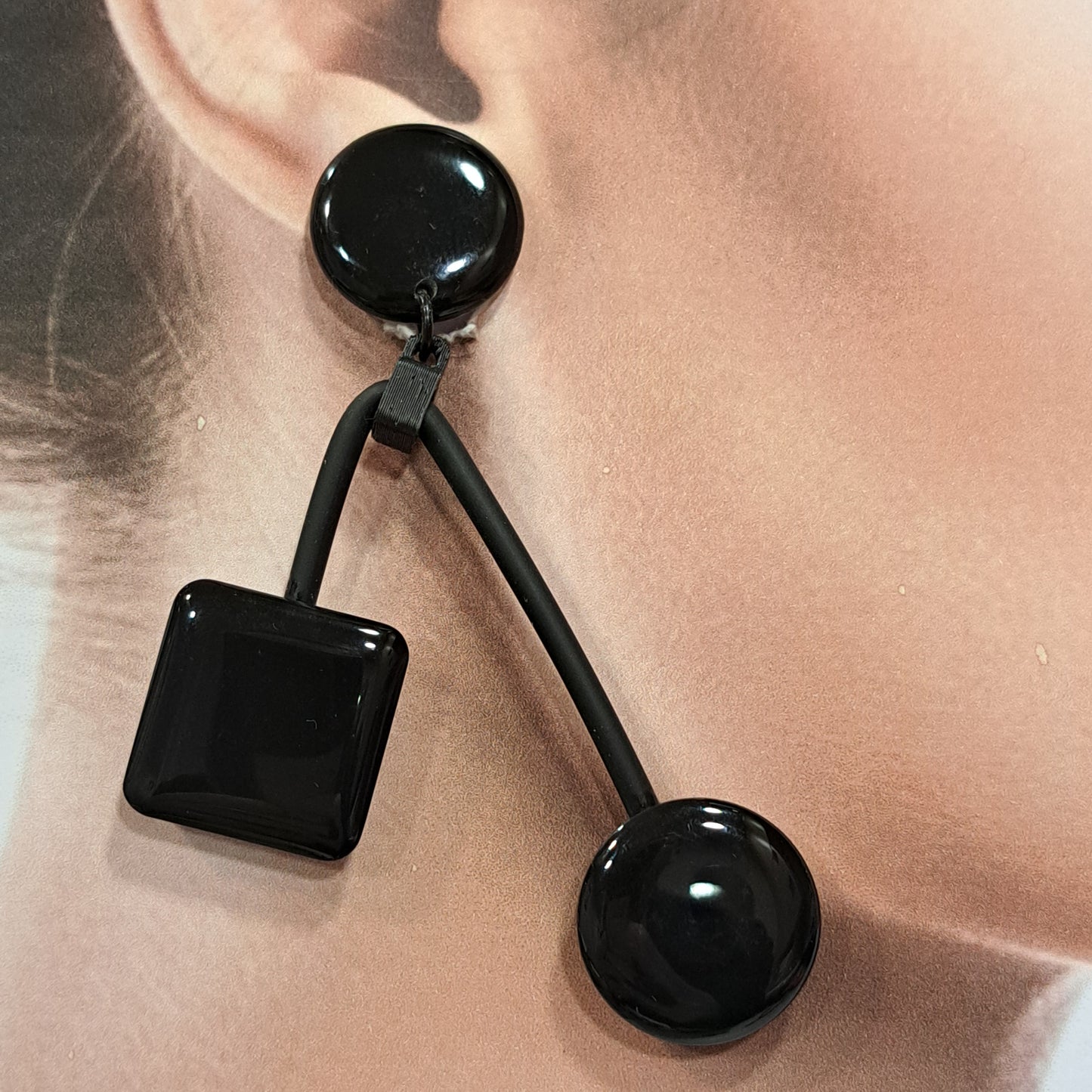Boucles clips Balancier noir THIERRYJOO
