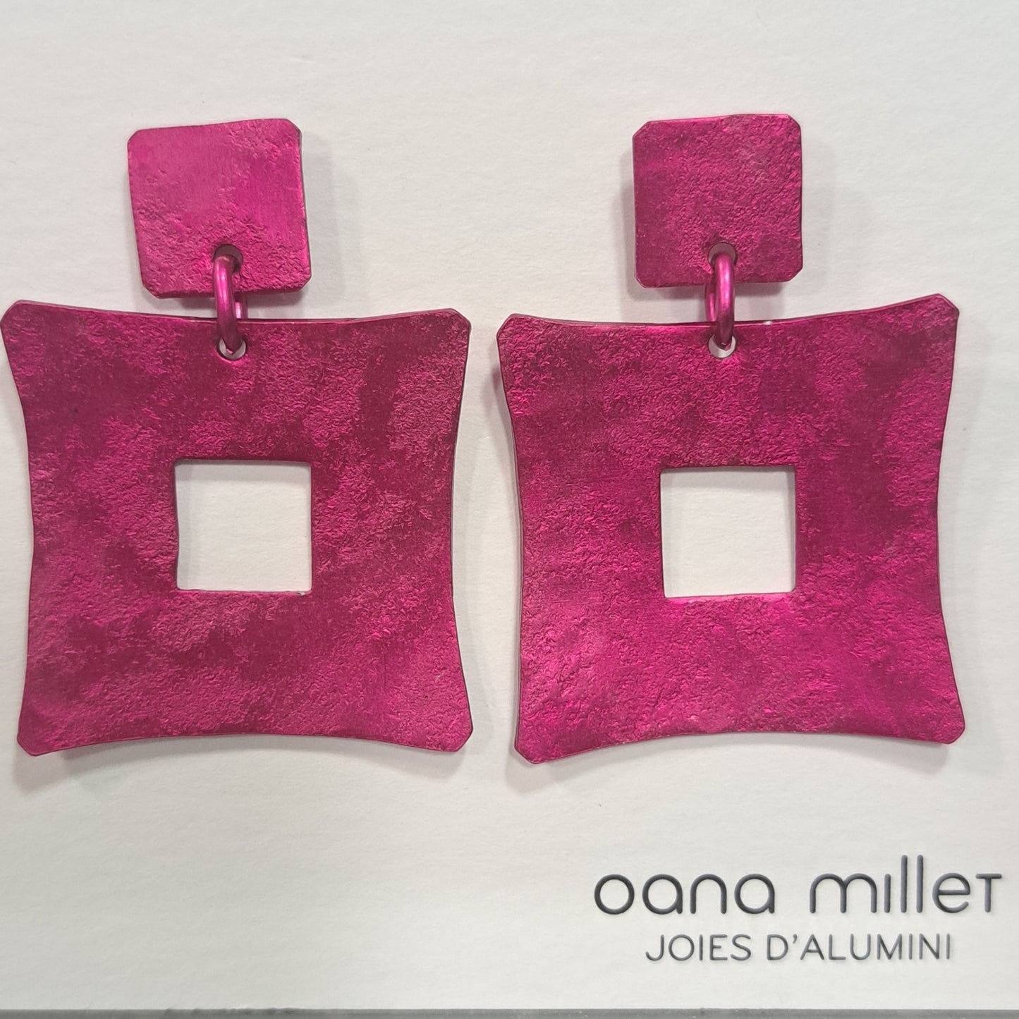 Boucles percées Carré rose OANA MILLET