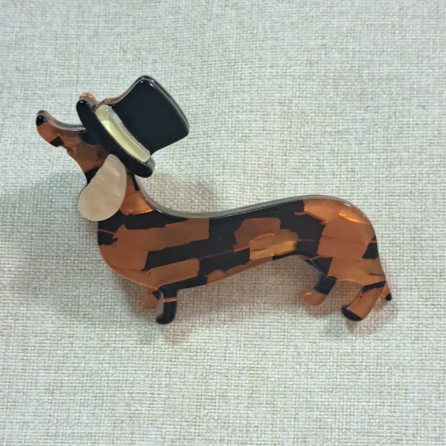 Broche Chien Teckel marron BMISS