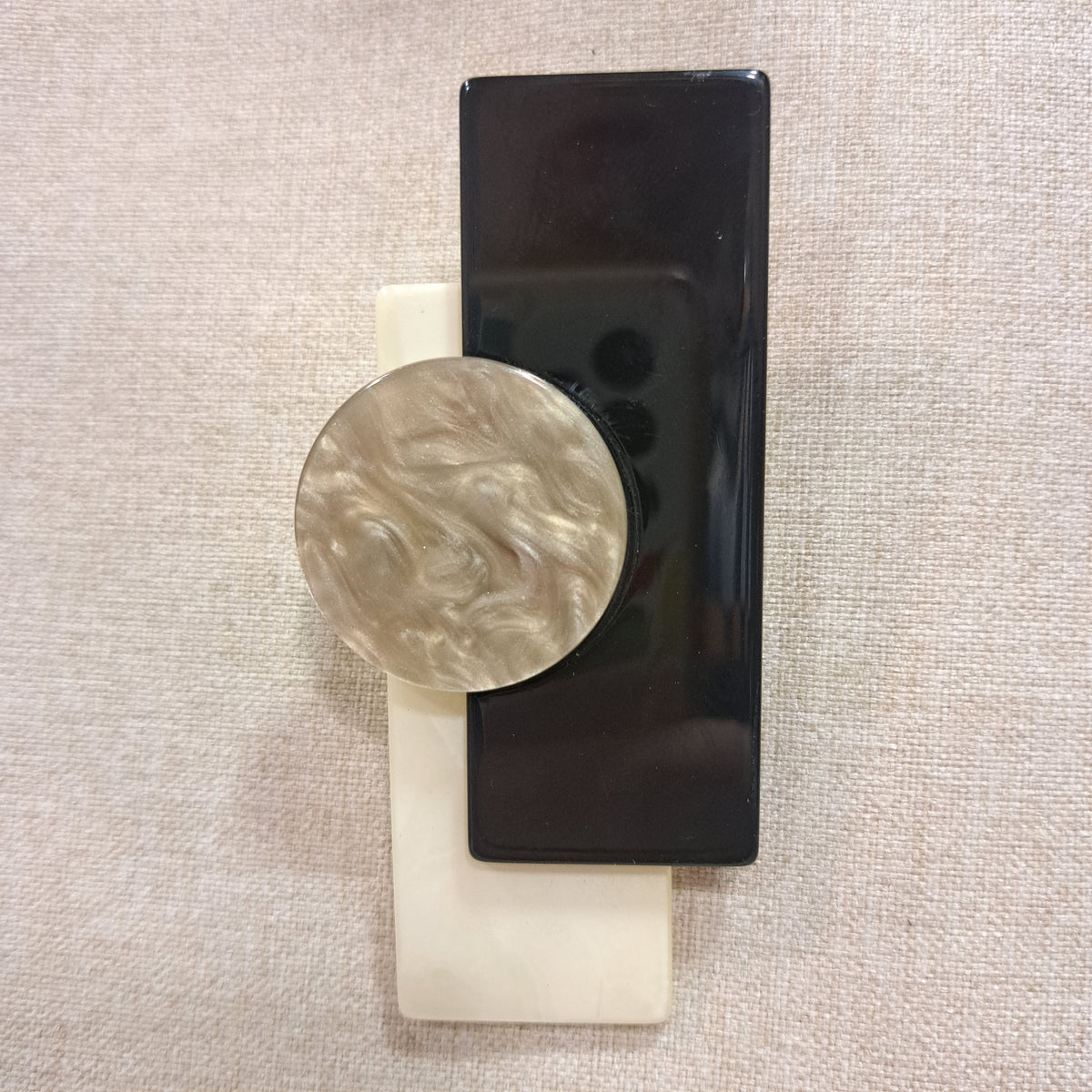 Broche Géométric écru et noir Fancy F