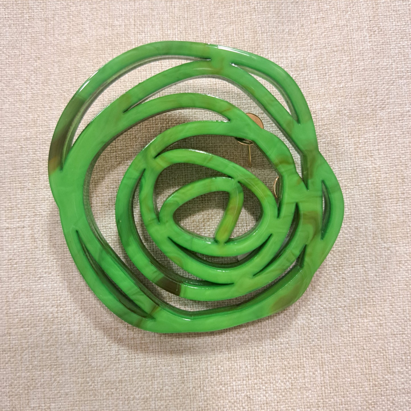 Broche Rose ajourée vert Fancy F