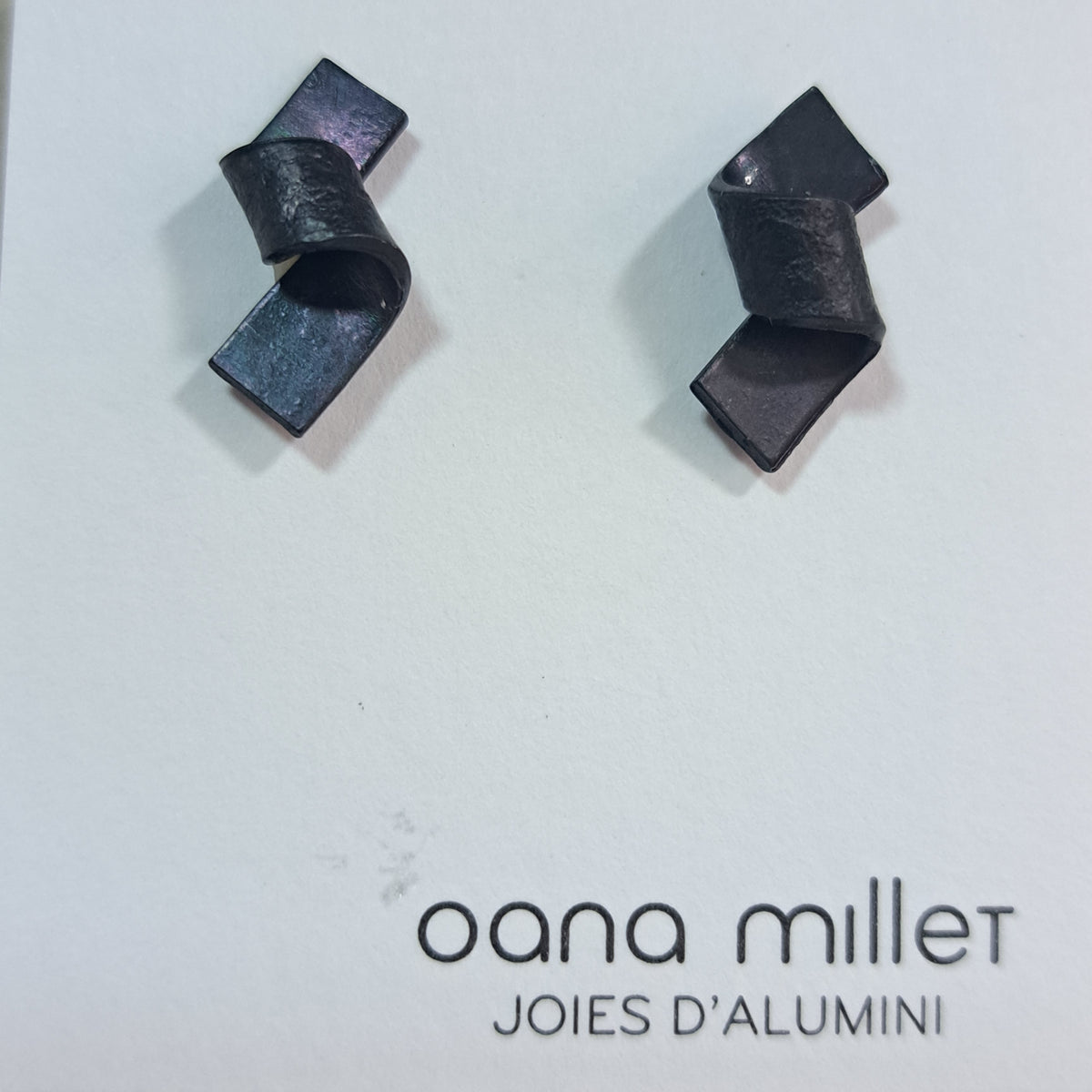 Boucles percées Nœud noir OANA MILLET