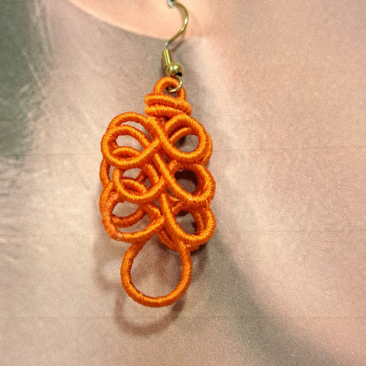 Boucles percées Assane orange NAF BIJOUX
