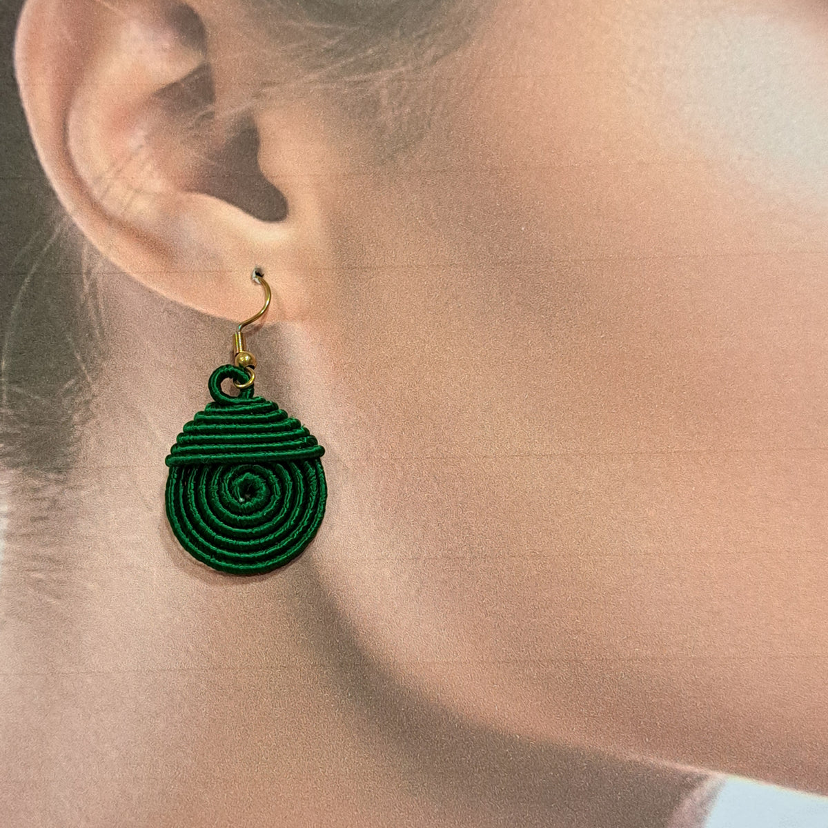 Boucles percées Piou-Piou vert NAF BIJOUX