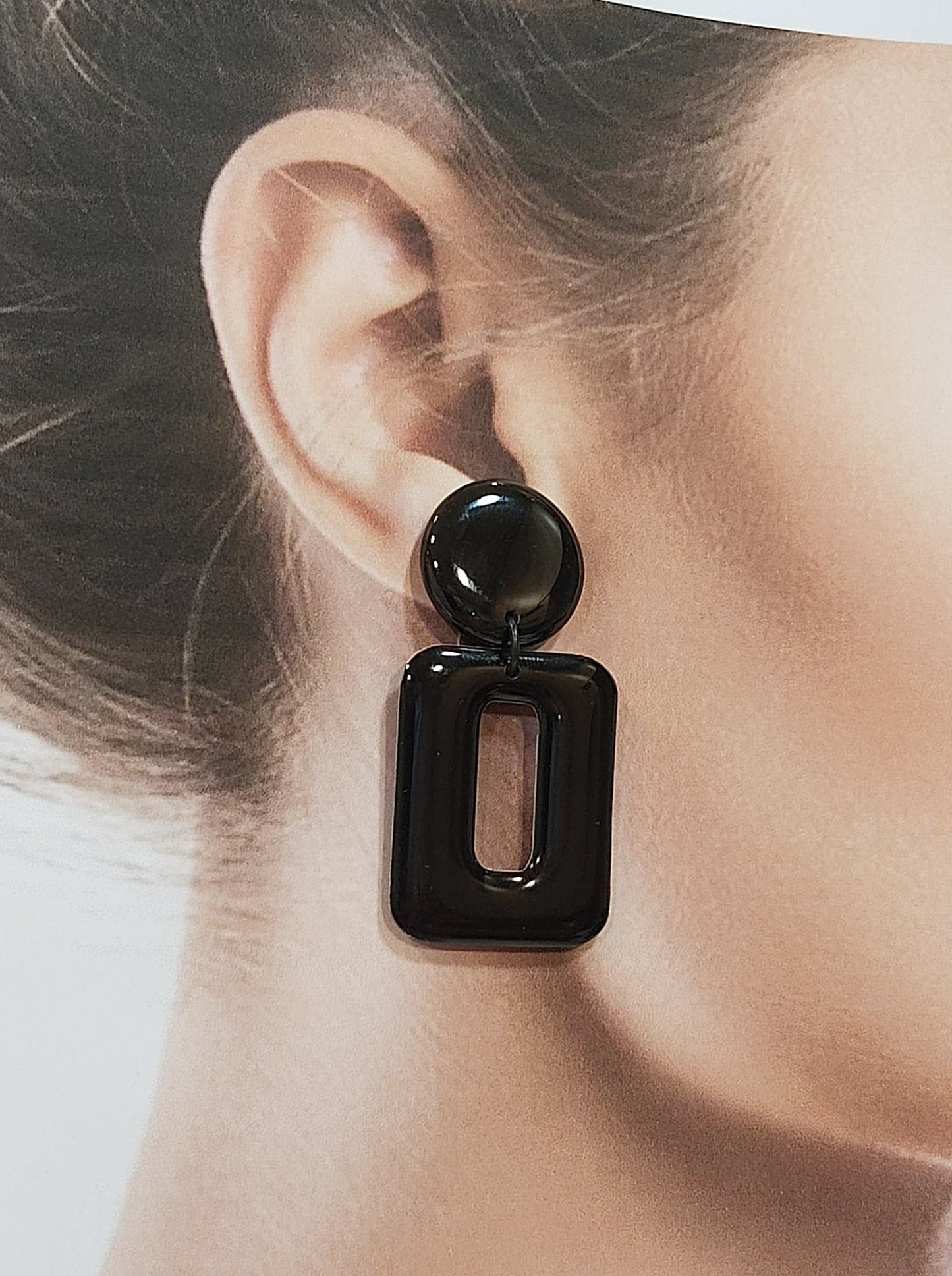 Boucles clips Rectangle PM noir THIERRY JOO