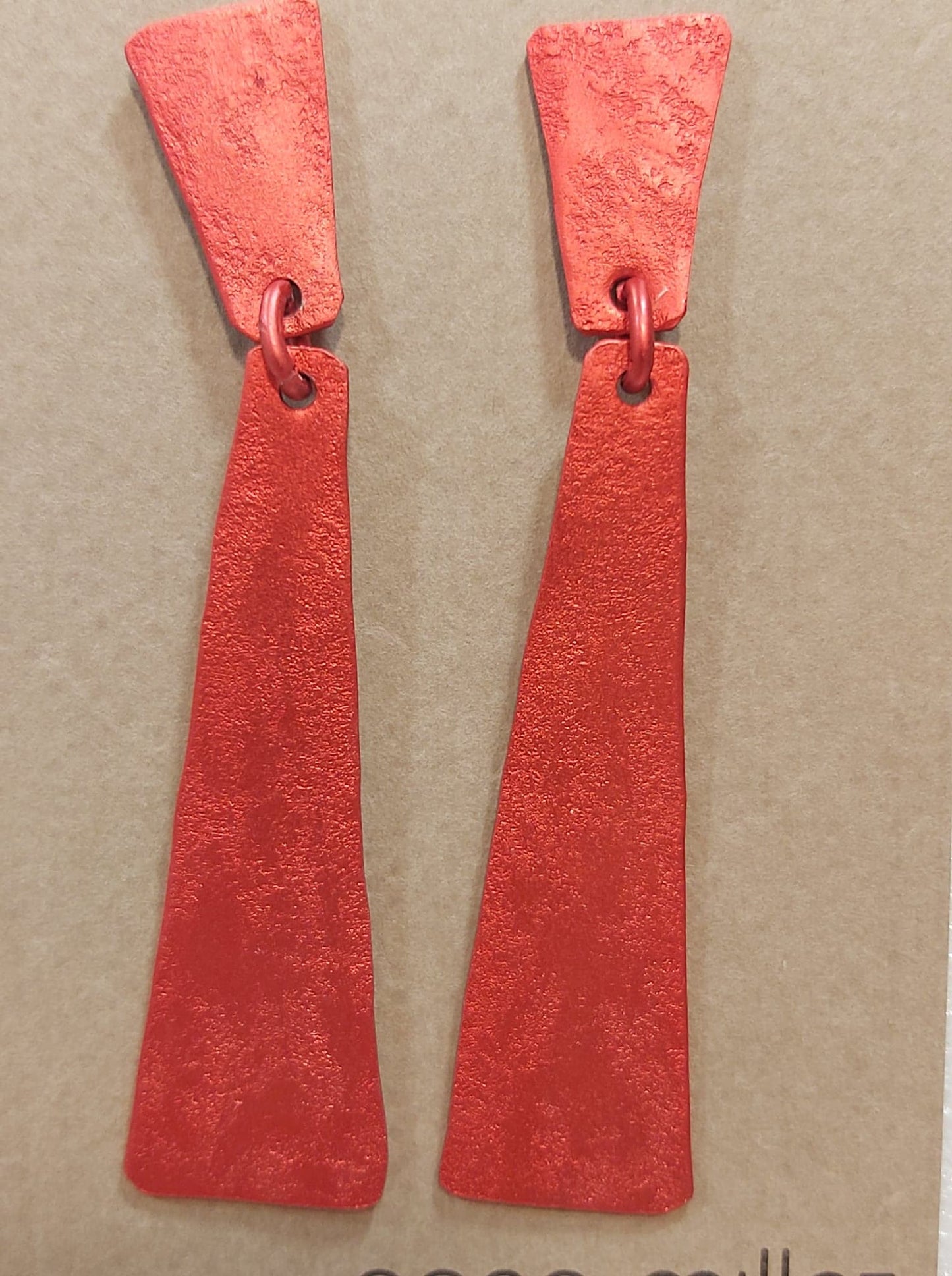 Boucles percées Grand Trapèze rouge OANA MILLET