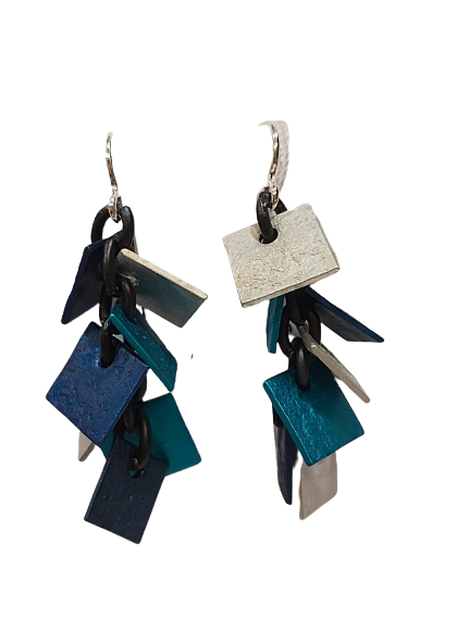 Boucles percées Carrés bleu OANA MILLET