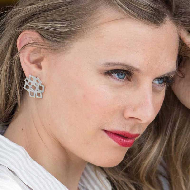 Boucles percées Carré PM argent RAS