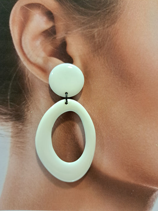 Boucles percées Ovale blanc THIERRY JOO