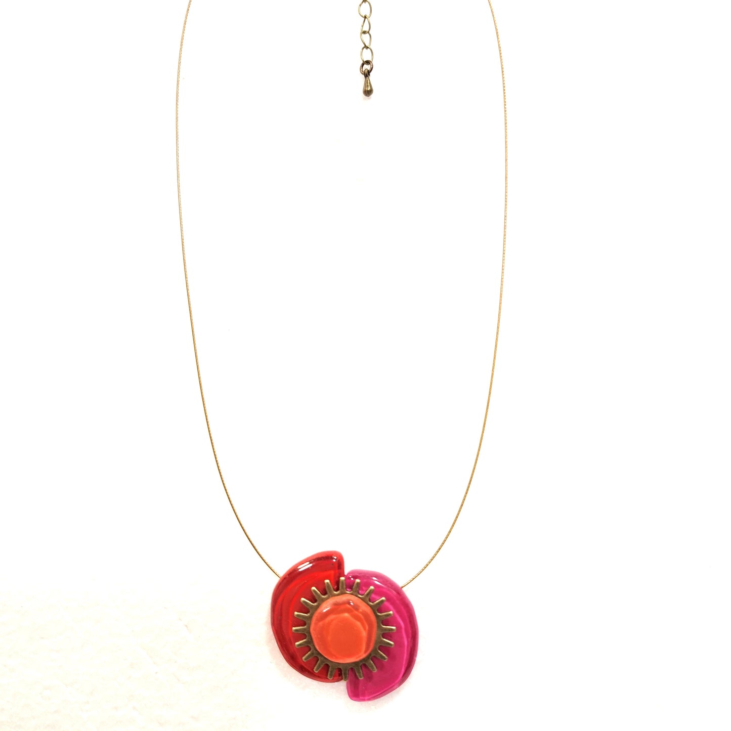 Collier Soleil rouge rose NATHALIE BORDERIE