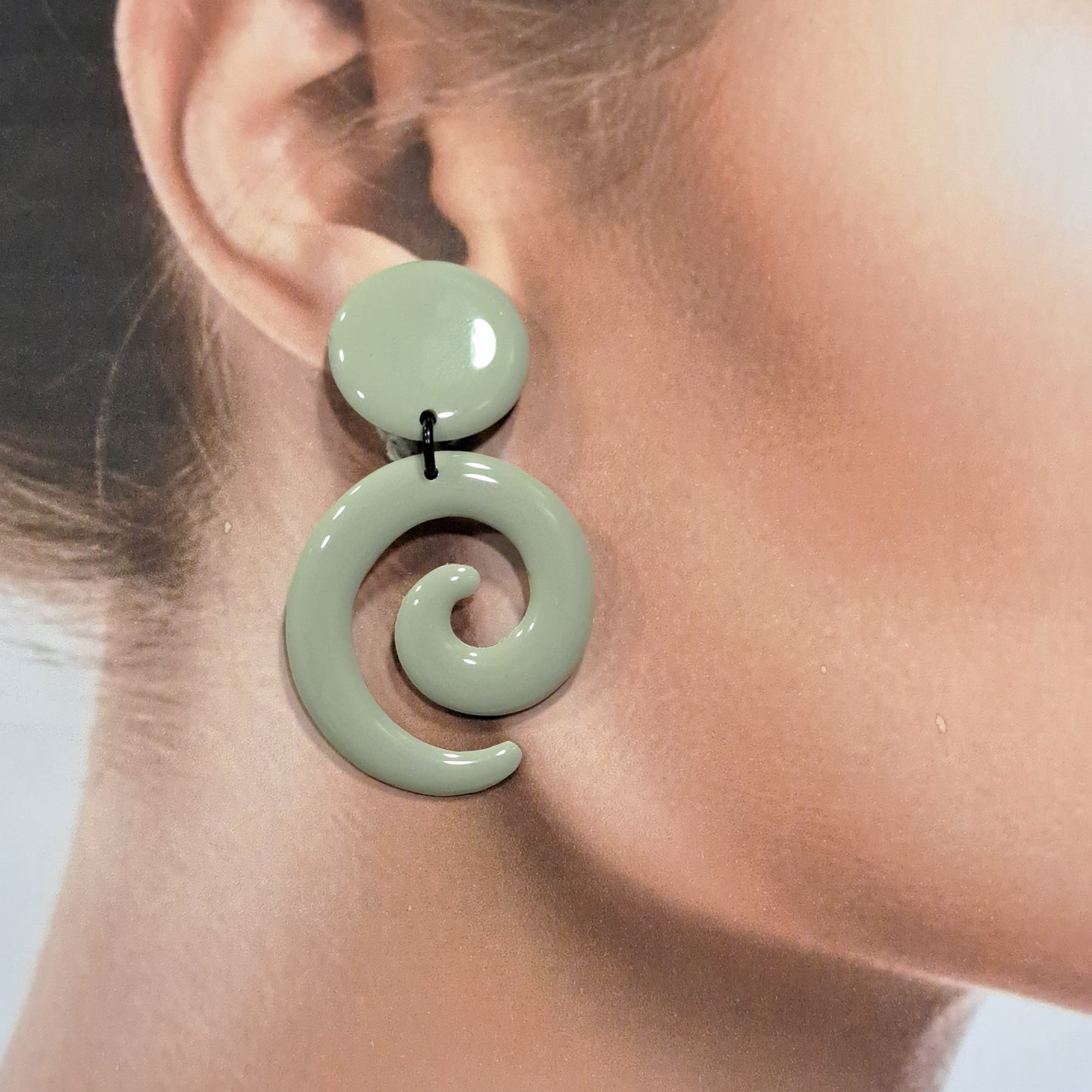 Boucles clips Spirale gris THIERRY JOO