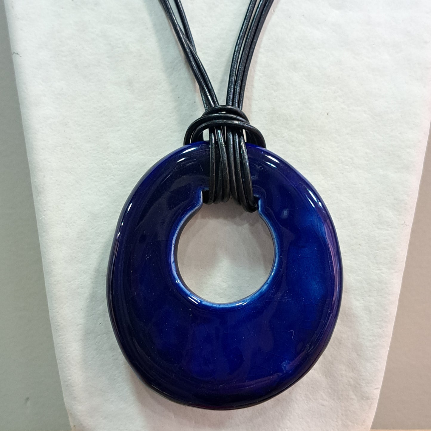 Collier pendentif Bulle bleu foncé CHRISTINE ALLOING