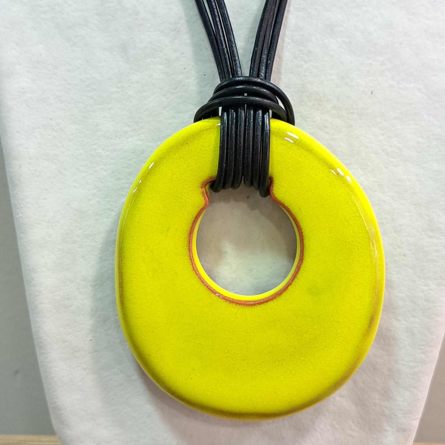 Collier pendentif Bulle vert anis CHRISTINE ALLOING