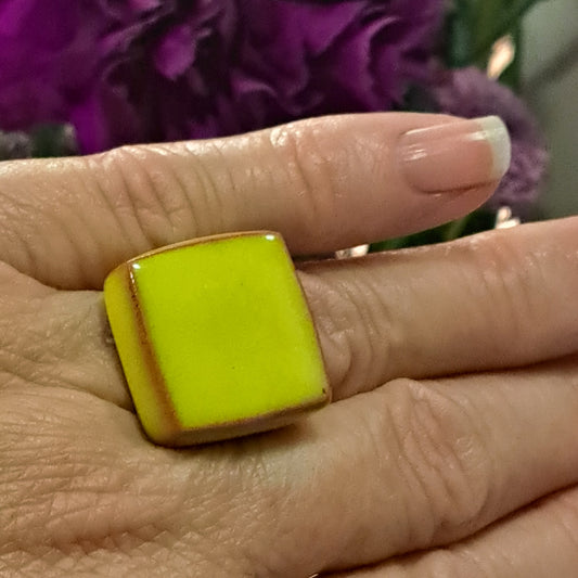 Bague Cubik carrée vert anis CHRISTINE ALLOING