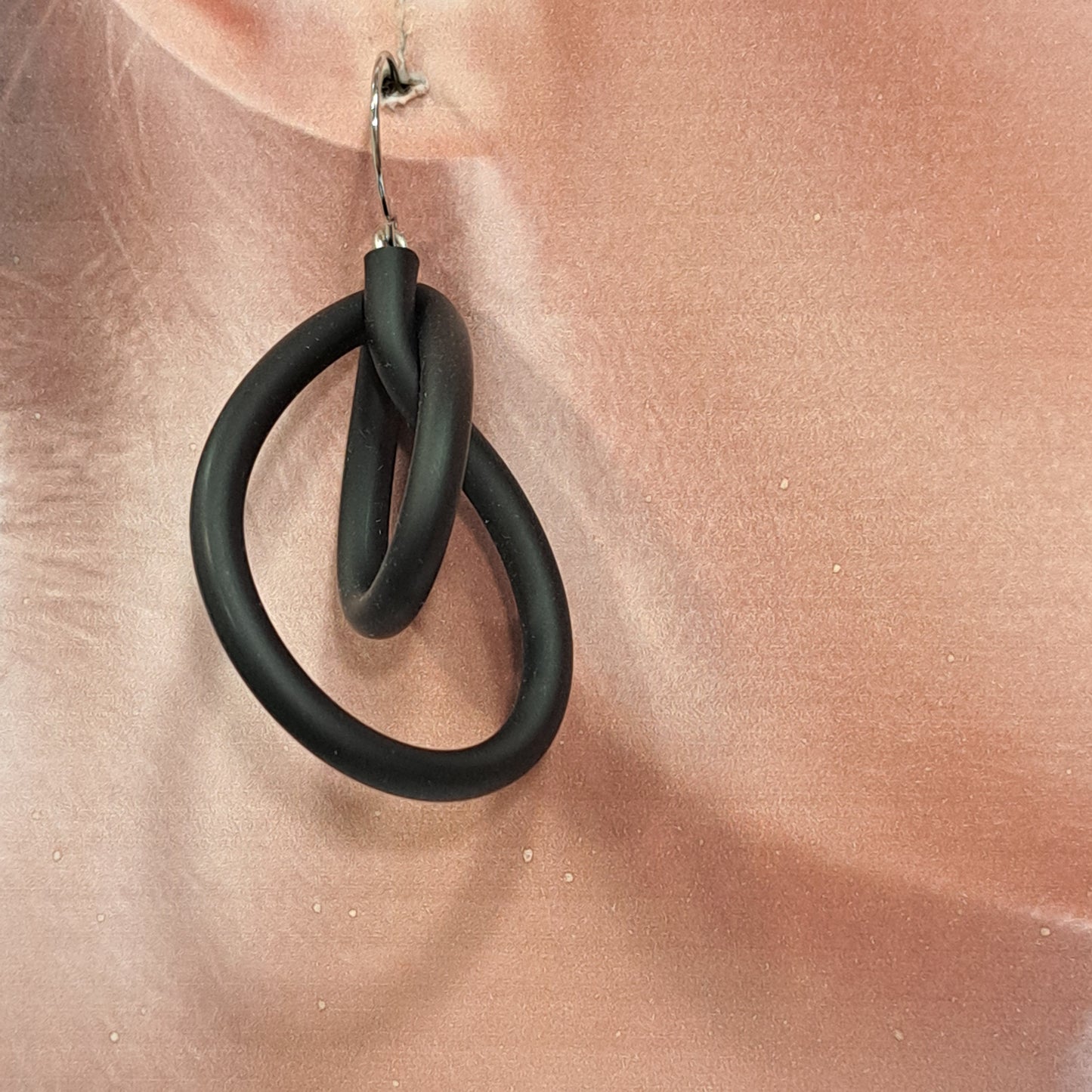 Boucles percées NY noir mat SAMUEL CORAUX