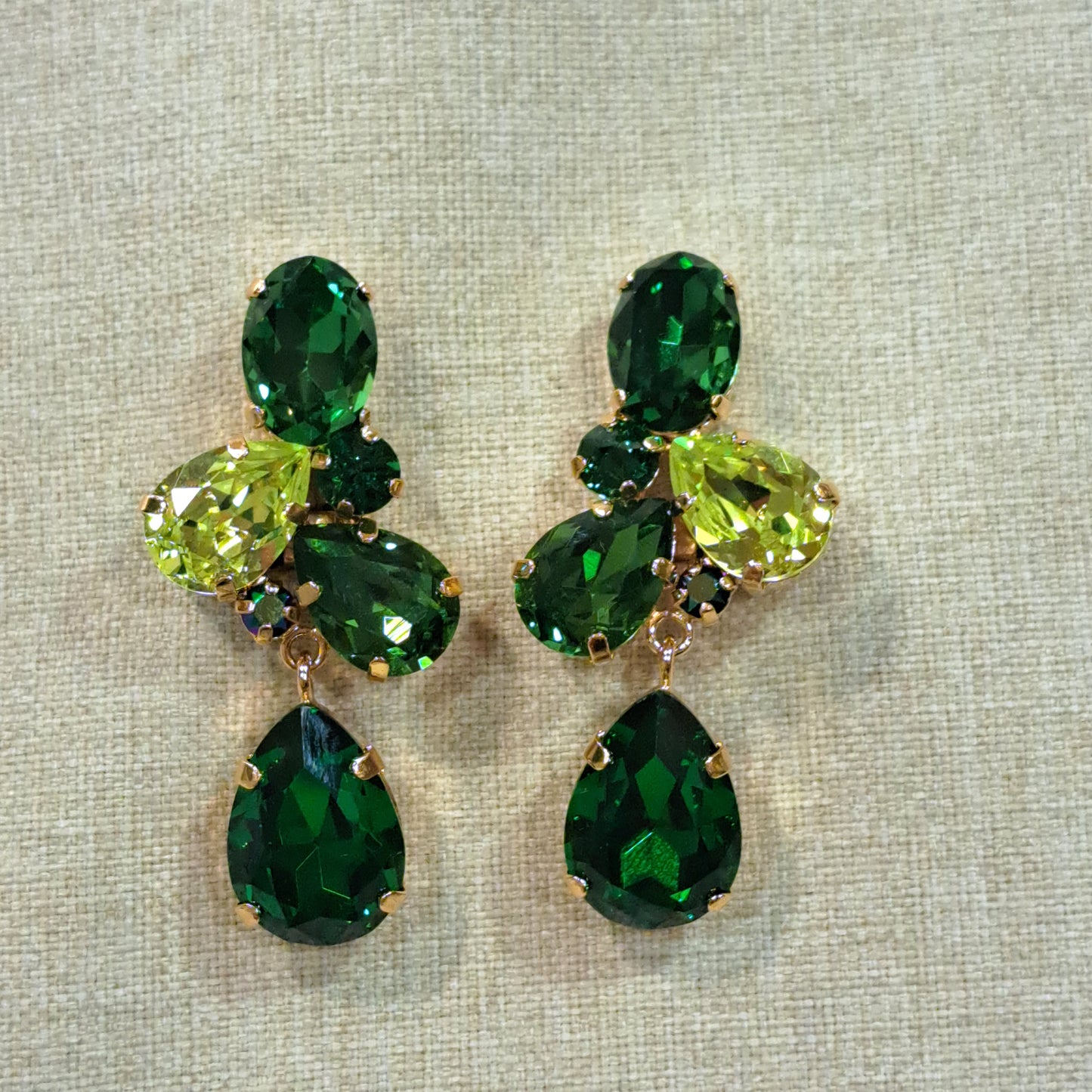 Boucles clips pendantes vert CREZUS