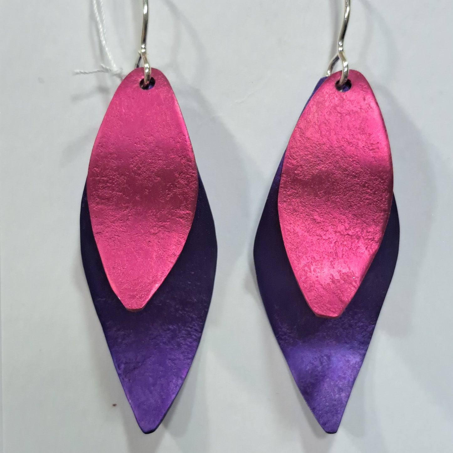 Boucles percées Feuilles rose et violet OANA MILLET