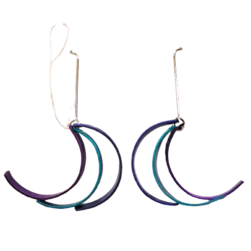 Boucles percées Virgules bleu, turquoise et violet OANA MILLET