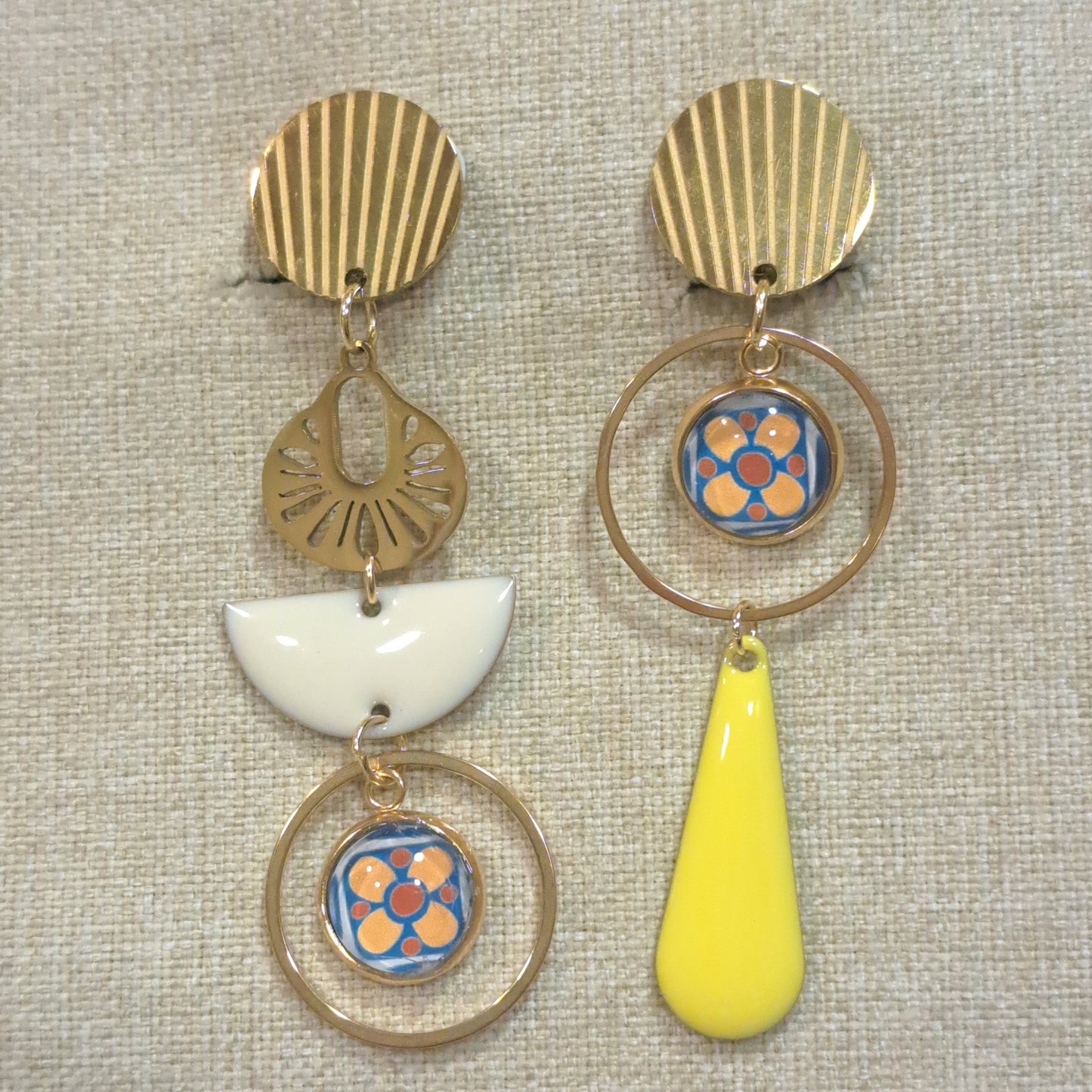 Boucles Clips Ottawa jaune or UN CHAT QU'A SA PUCE