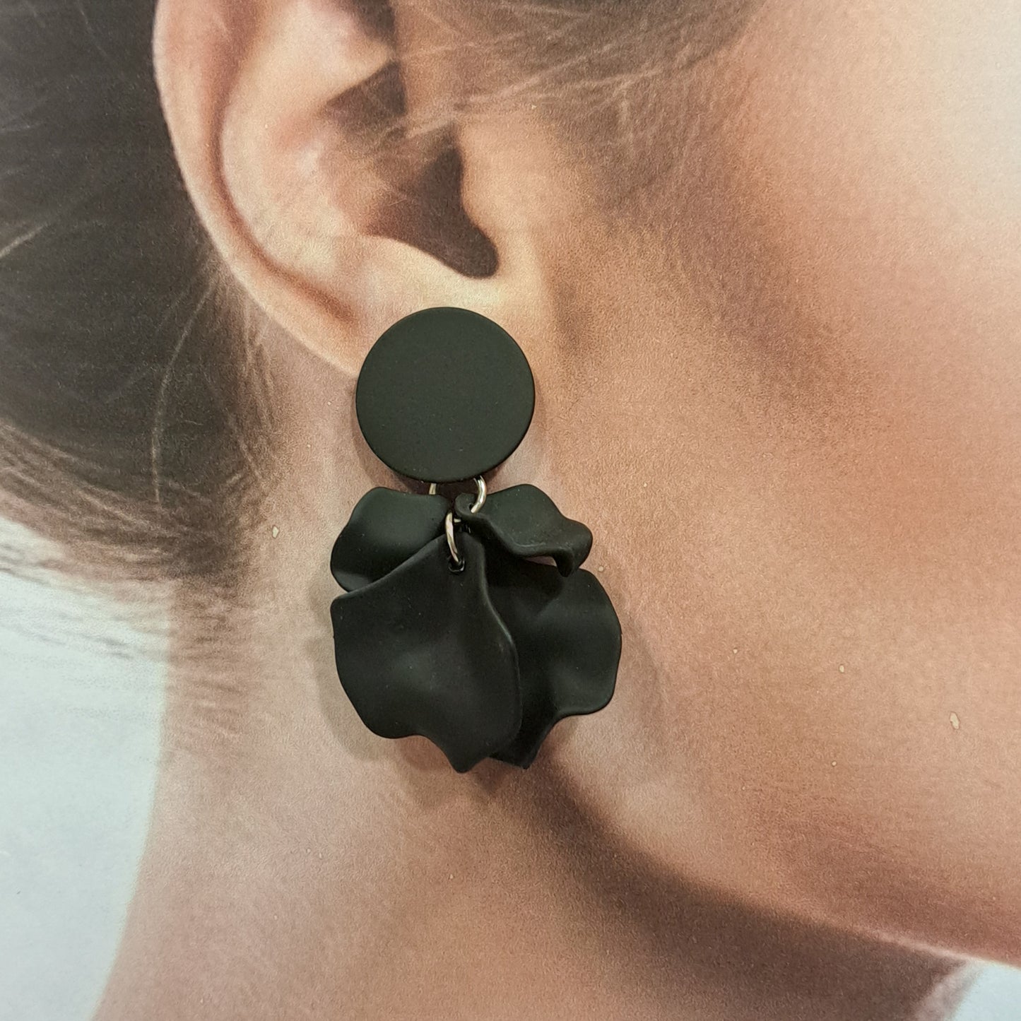 Boucles clips Pétales noir BELLE MISS