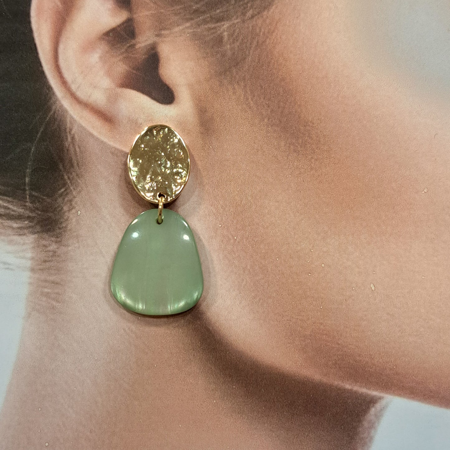 Boucles clips Nejla nacre vert or BELLE MISS