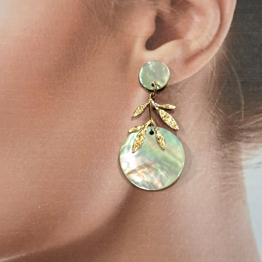 Boucles percées Feuilles écru LA PETITE SARDINE