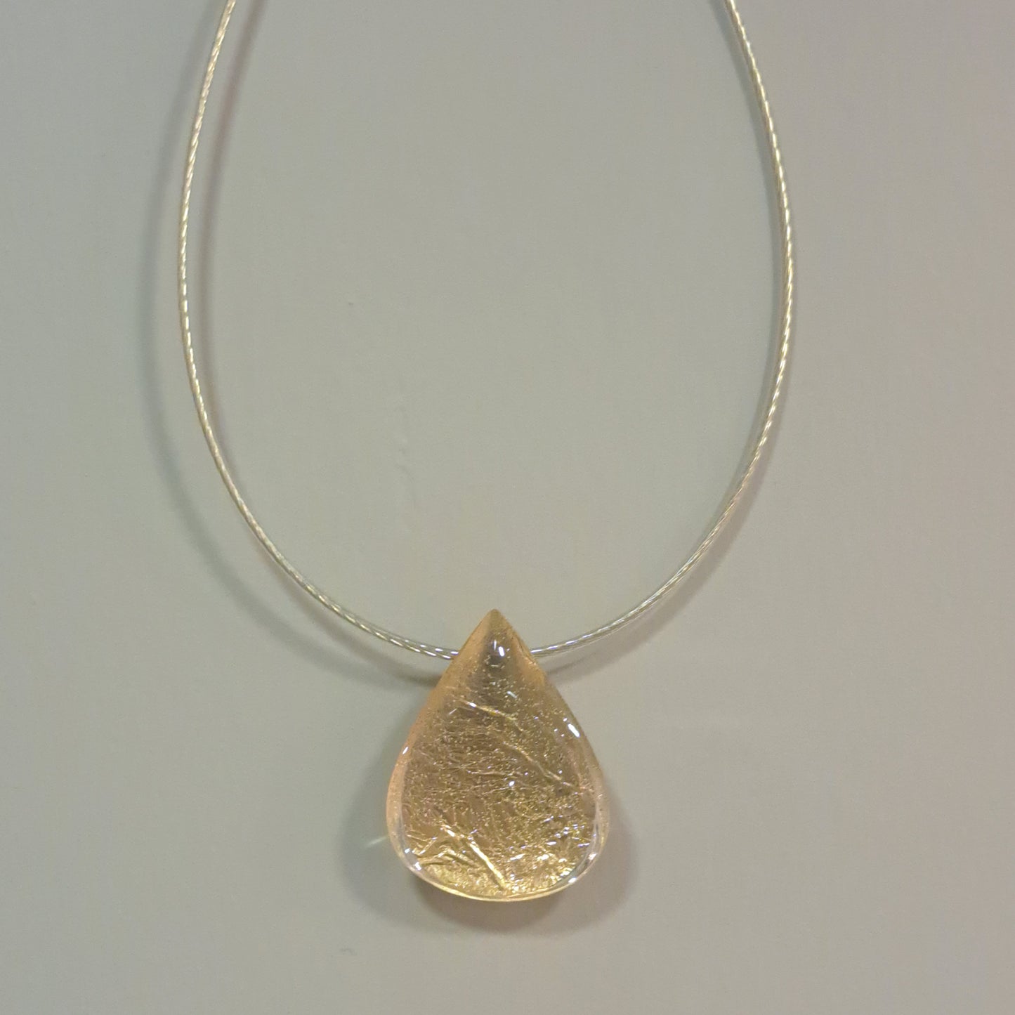 Collier pendentif Isaphan or VITO