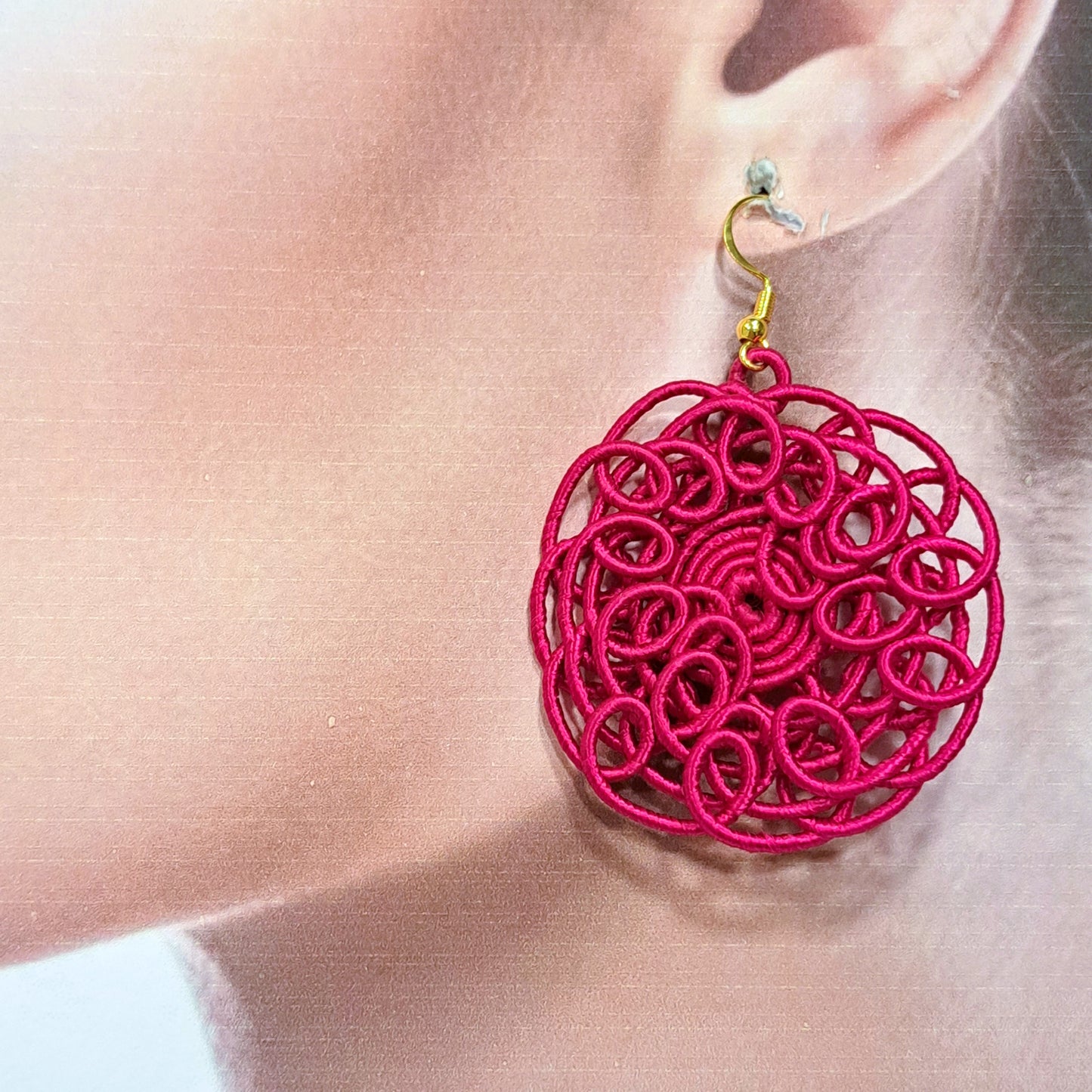 Boucles percées Fili XXL rose fuchsia NAF BIJOUX