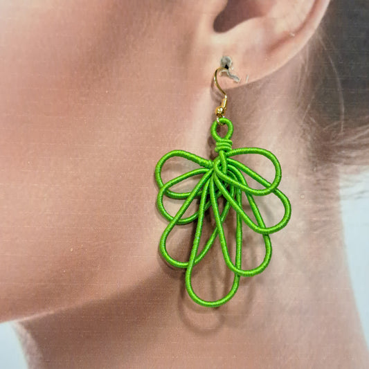 Boucles percées Yassine vert anis NAF BIJOUX