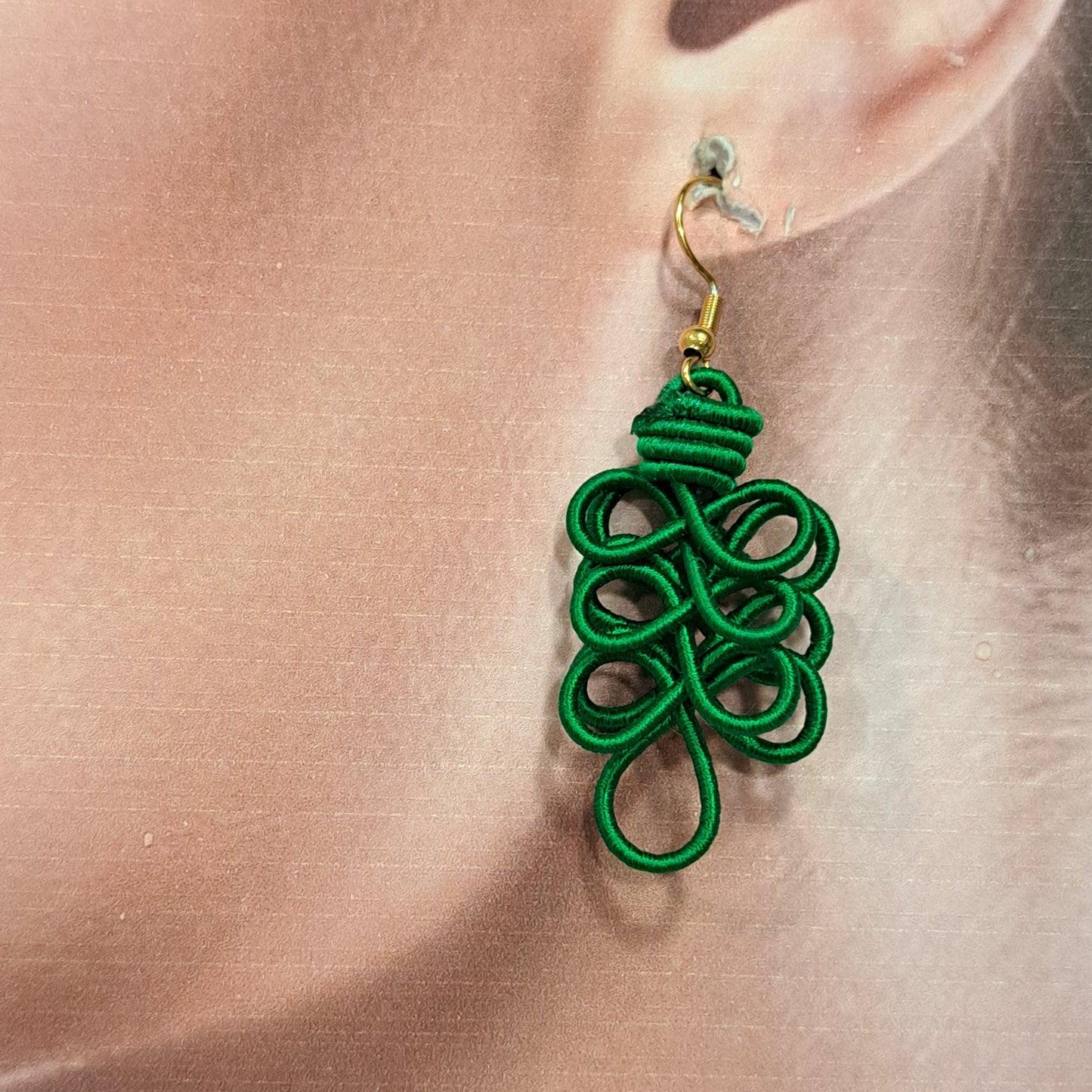 Boucles percées Assane vert NAF BIJOUX