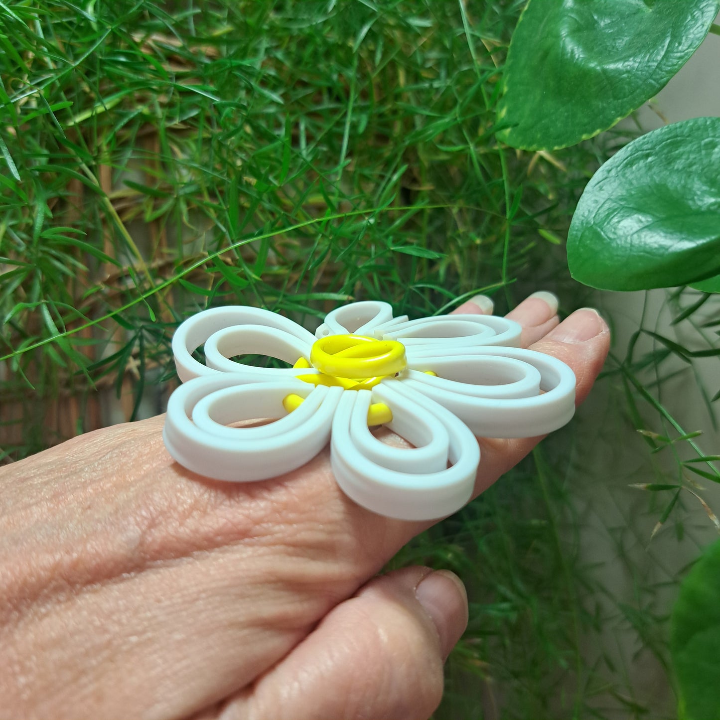 Bague Big Fleur blanche jaune SAMUEL CORAUX
