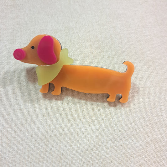 Broche Chien Teckel orange BMISS