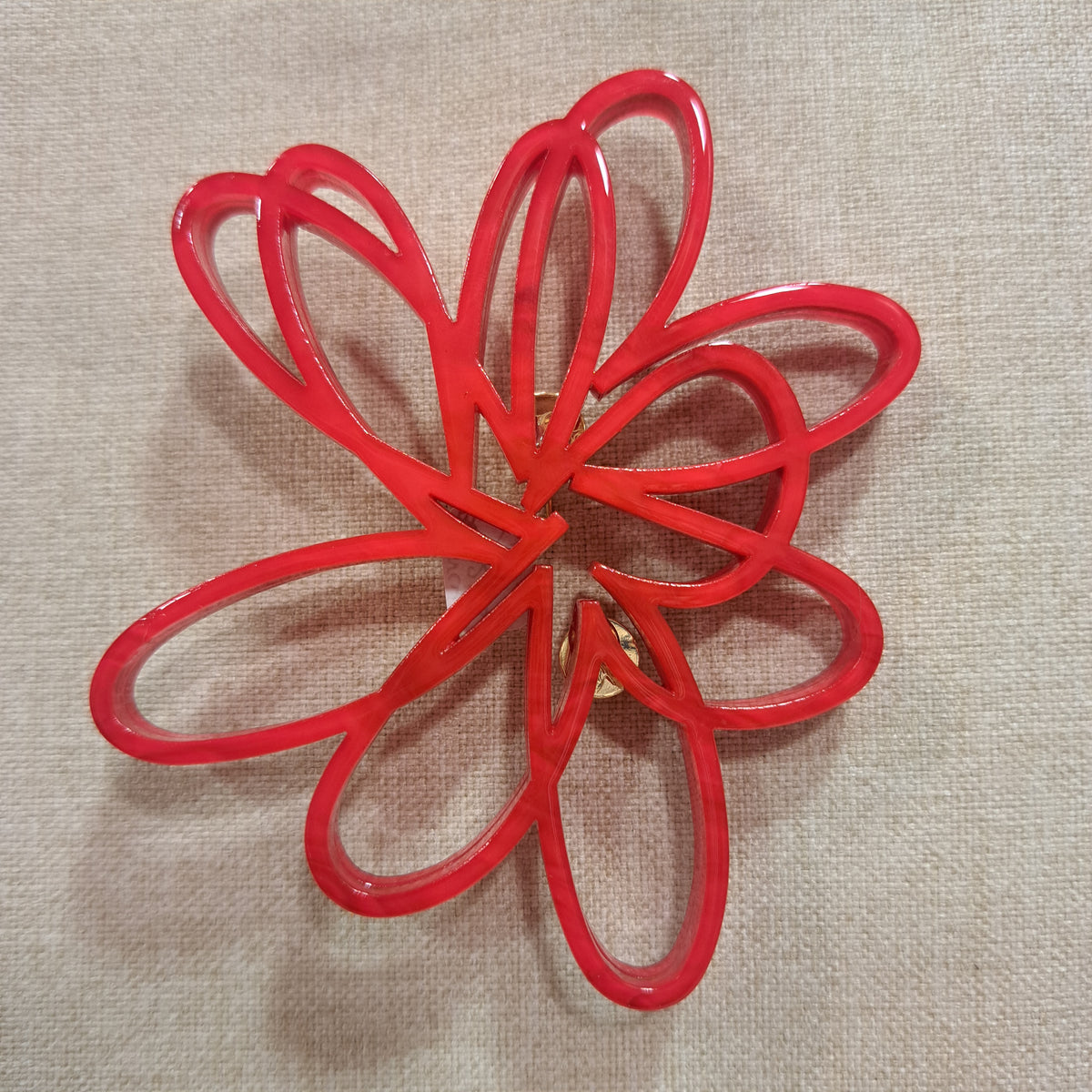 Broche Fleur ajourée rouge Fancy F
