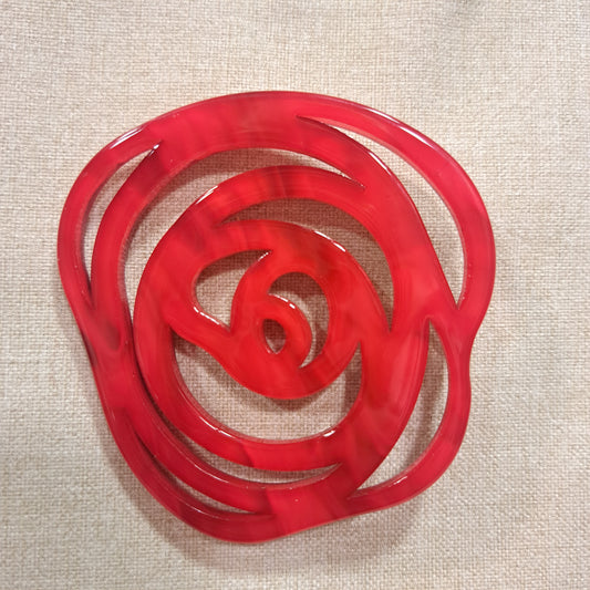 Broche Rose ajourée rouge Fancy F