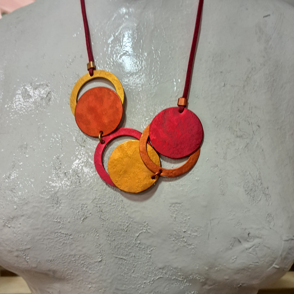 Collier sautoir Cercles/Ronds jaune, orange et rouge OANA MILLET