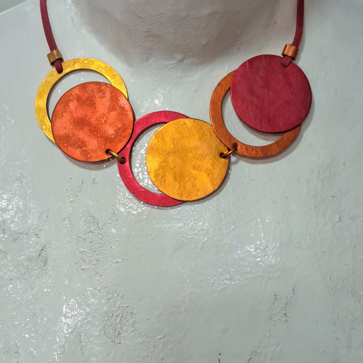 Collier sautoir Cercles/Ronds jaune, orange et rouge OANA MILLET