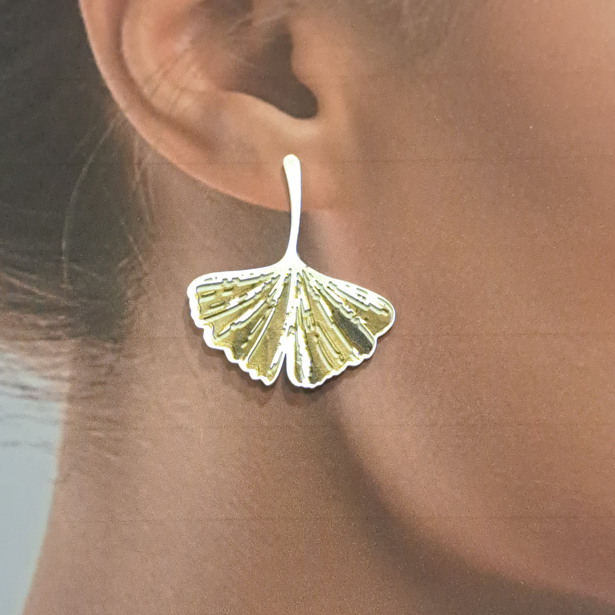 Boucles percées Ginkgo Biloba gravé PM argent RAS