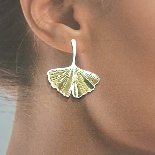 Boucles percées Ginkgo Biloba gravé PM argent RAS
