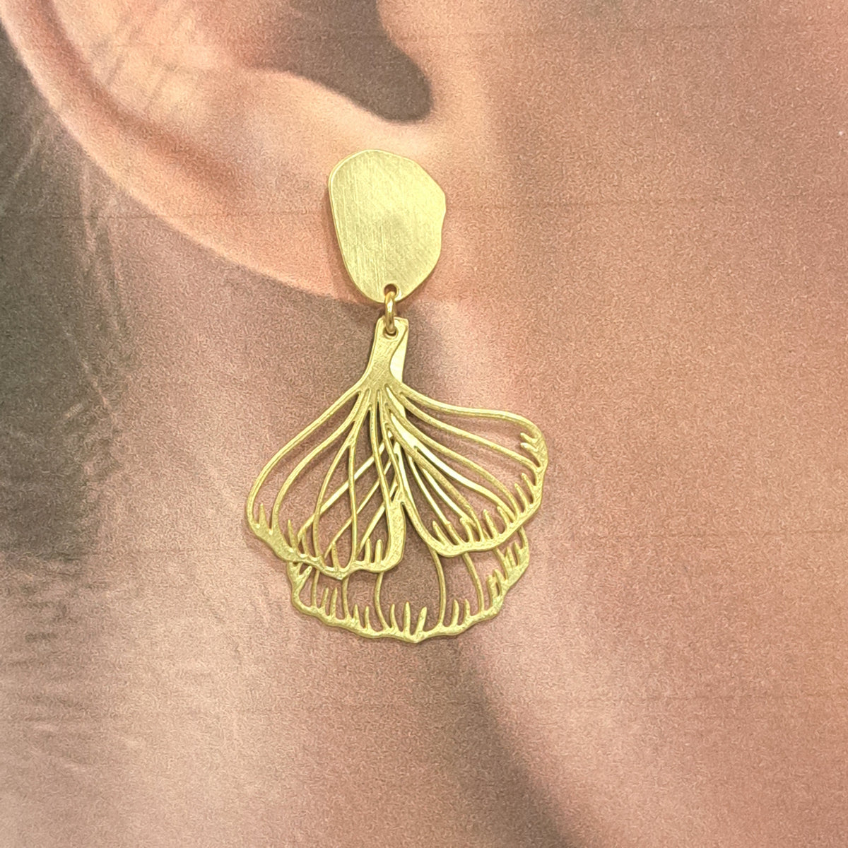 Boucles percées Ginkgo Biloba clou GM or RAS
