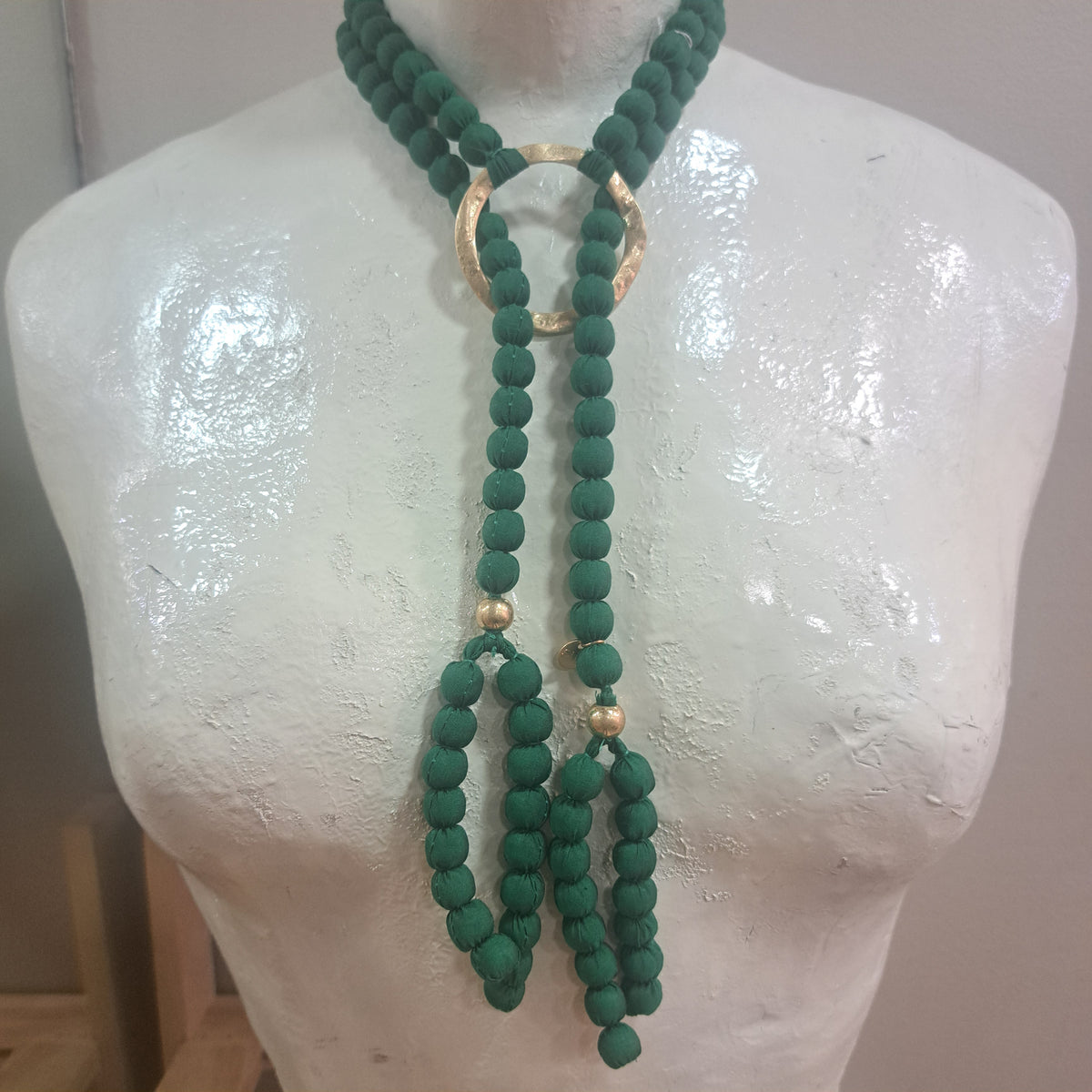 Collier RDC Anneau Perles tissu vert FANCY F