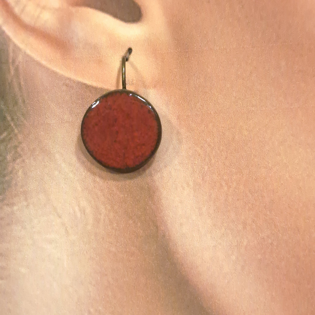 Boucles percées Graphic Rond rouge foncé CHRISTINE ALLOING